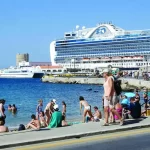 Ποδαρικό” στο λιμάνι της Ρόδου έκανε το BLUE STAR Patmos (φωτος – βίντεο)