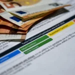 Airbnb στο Αιγαίο: Σε Σαντορίνη, Ρόδο Μύκονο οι μισές καταχωρήσεις, στην Πάρο τα περισσότερα έσοδα