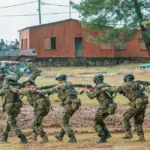 Πικροδάφνη: Αντιδράσεις μετά την εγκύκλιο ΕΟΔΥ για το ξήλωμά της στα σχολεία – Είναι «υπερβολή» λένε ειδικοί στο περιβάλλον