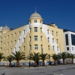Ξενοδόχος δίνει δωμάτια σε εκπαιδευτικούς με μηνιαίο ενοίκιο των 100 ευρώ
